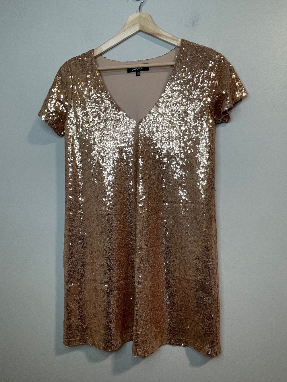 Lulu's Champagne Sequin V-Neck Mini Dress